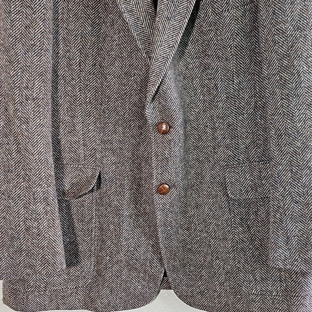 Austin Reed Blazer. - Picture 3 of 12